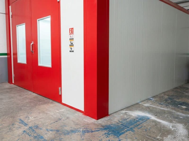 Reparación de chapa y pintura en A Pobra do Caramiñal